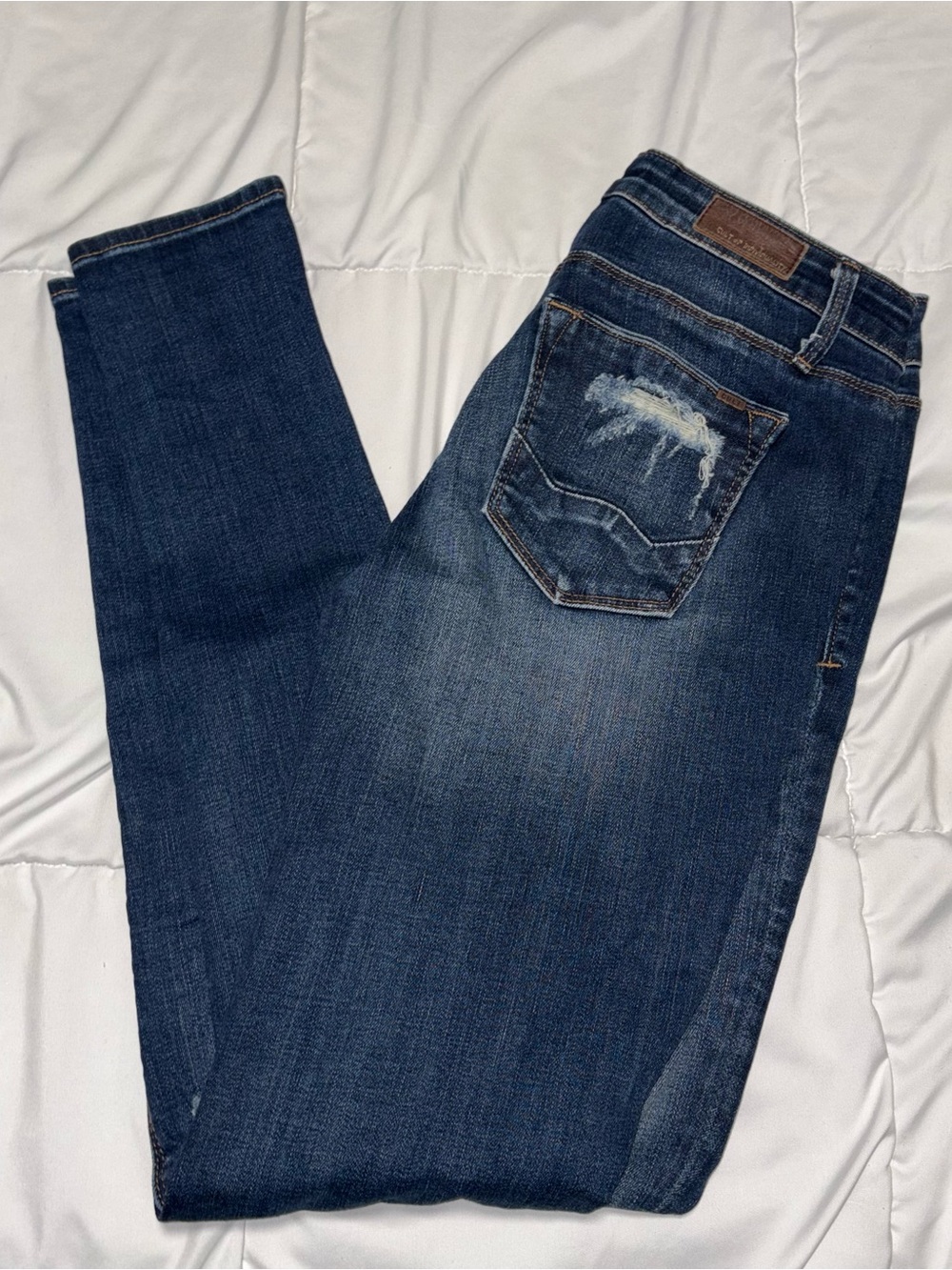 Cult of Individuality Zen Midrise Skinny Jeans 27 Distressed